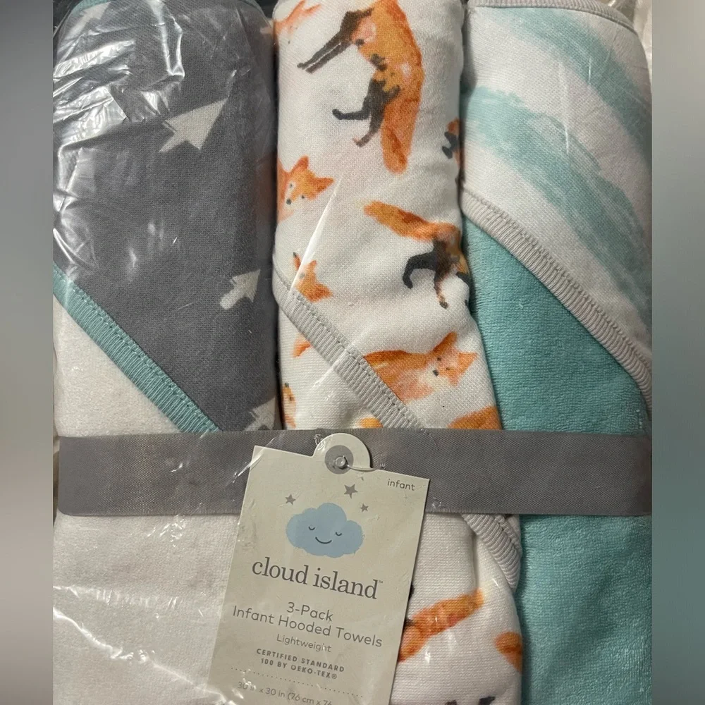 LIMITED OFFER Infant Cloud Island 3 Pack Hooded Towels Grey, Foxes & Green